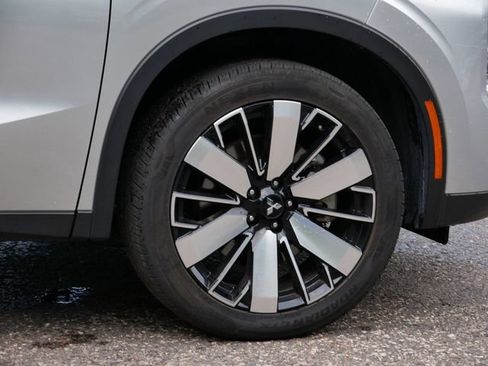 Used 2025 Mitsubishi Outlander SE AWD/4WD image 7