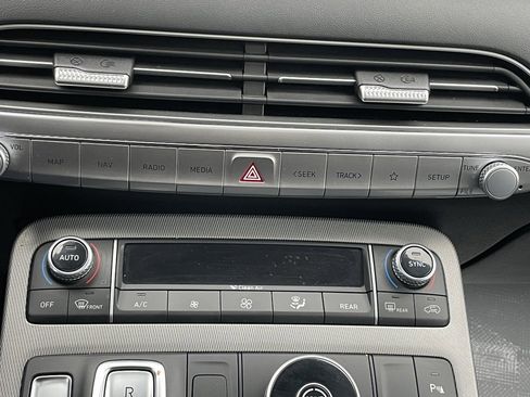 Used 2022 Hyundai Palisade SEL w/ 8P Bench Seat Package image 40