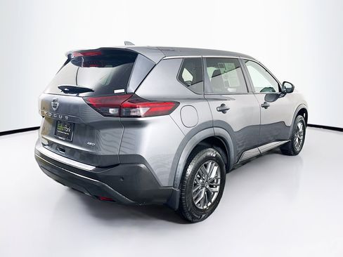 Used 2021 Nissan Rogue S image 9