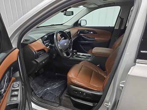Used 2018 Chevrolet Traverse High Country image 29