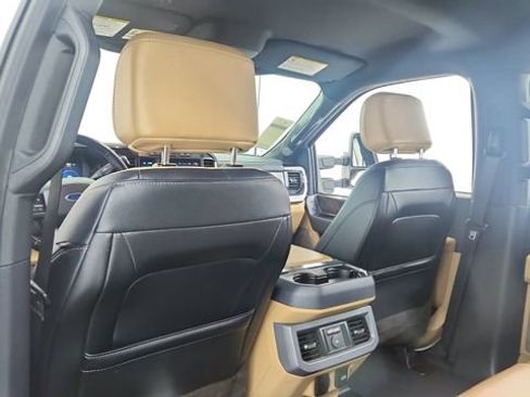 Used 2023 Ford F350 Lariat w/ Tow Technology Package image 32