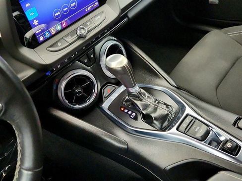 Used 2020 Chevrolet Camaro LT w/ RS Package image 16