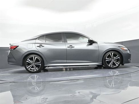 Used 2022 Nissan Sentra SR w/ Electronics Package FWD image 37