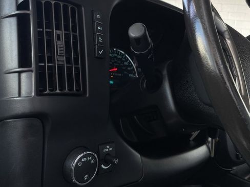 Used 2018 Chevrolet Express 2500 Extended w/ Communications Package image 25