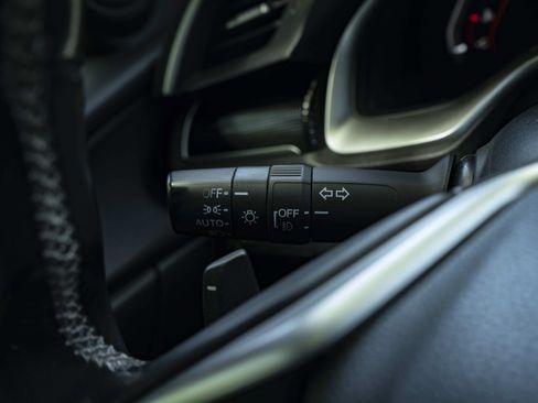 Used 2020 Honda Civic Sport image 23