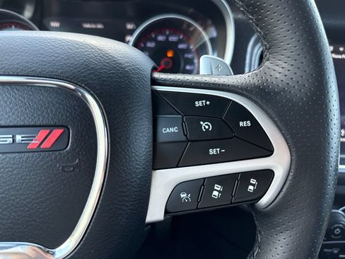 Used 2018 Dodge Charger R/T Scat Pack w/ Dynamics Package RWD image 17