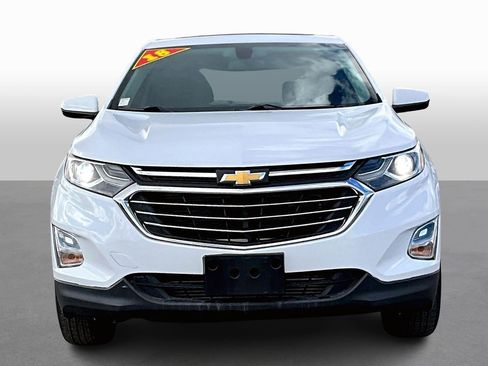 Used 2018 Chevrolet Equinox LT image 3