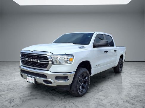 Used 2023 RAM 1500 Lone Star AWD/4WD image 3