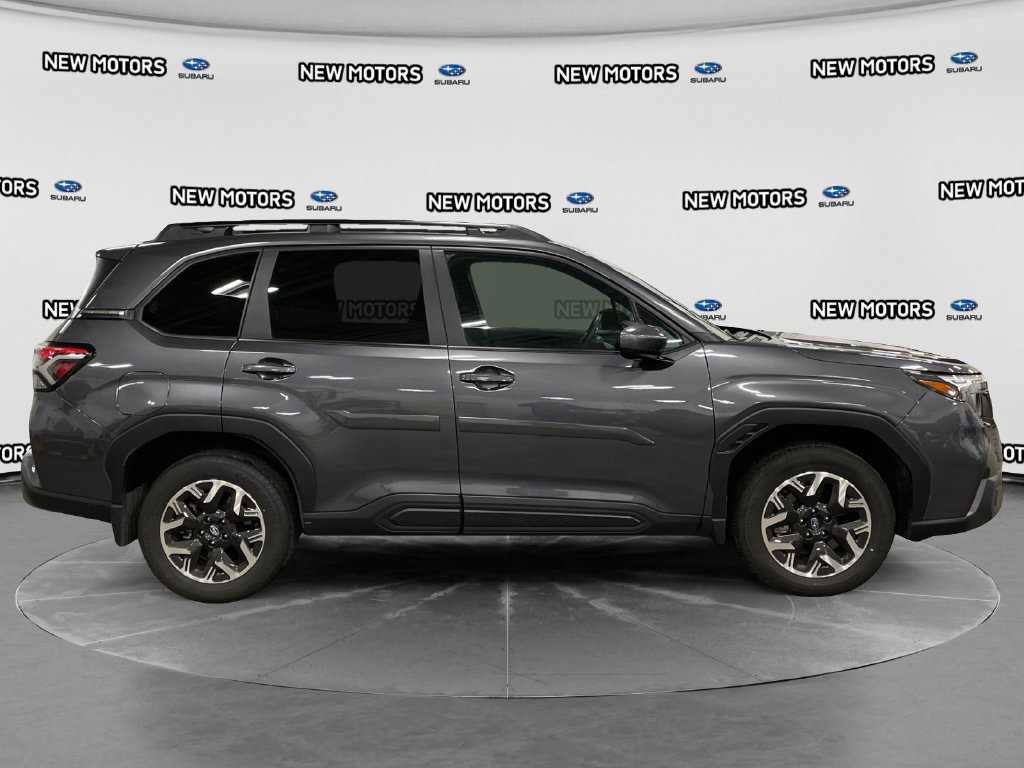 Used 2026 Subaru Forester Premium AWD/4WD image 6