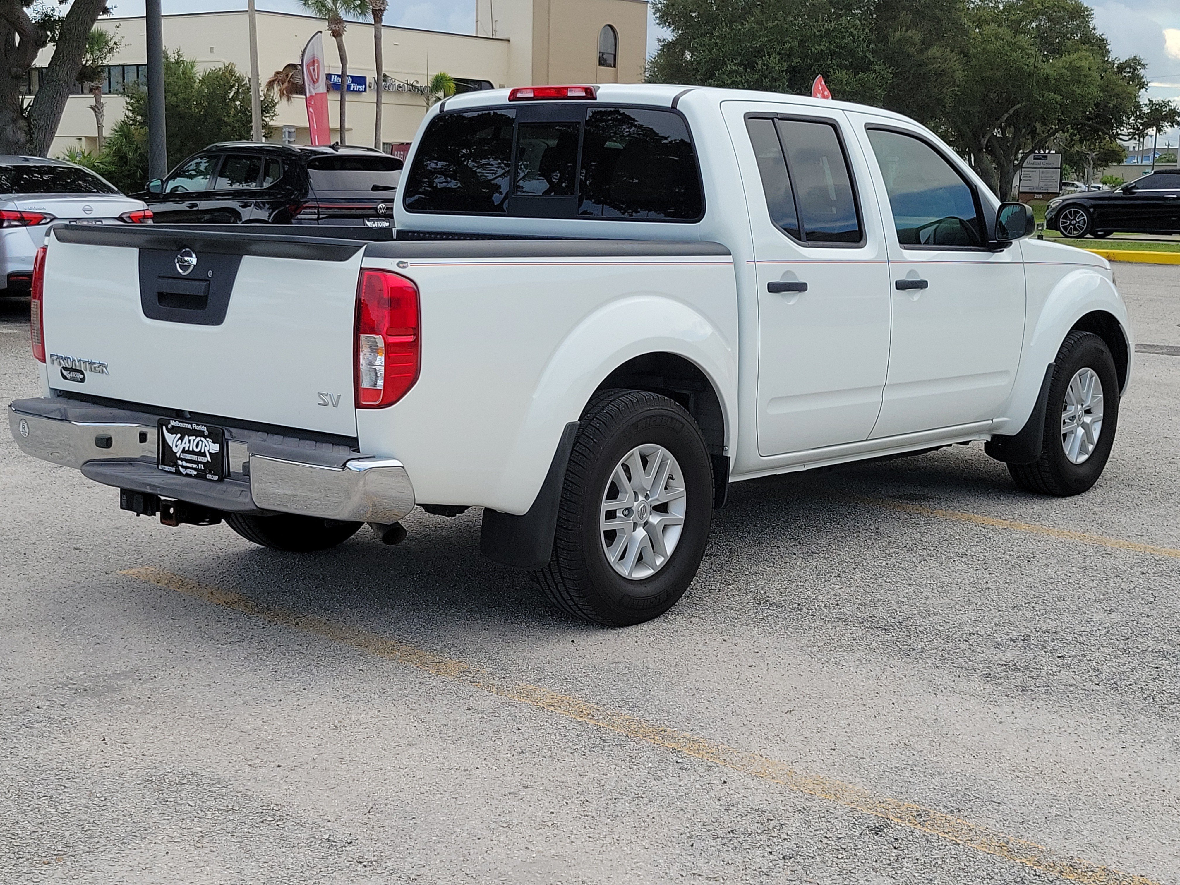 Used 2019 Nissan Frontier SV RWD image 4