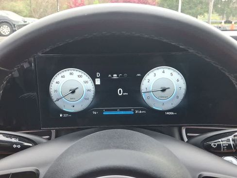 Used 2024 Hyundai Elantra SEL w/ Convenience Package FWD image 12