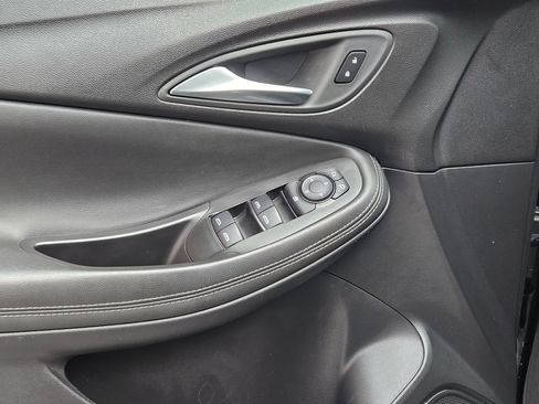 Used 2024 Buick Encore GX Sport Touring w/ Comfort Package image 18