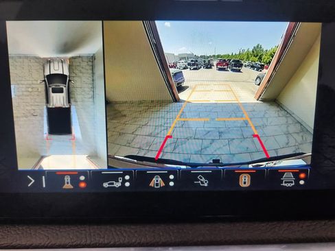 Used 2026 GMC Sierra 2500 Denali w/ Technology Package AWD/4WD image 16