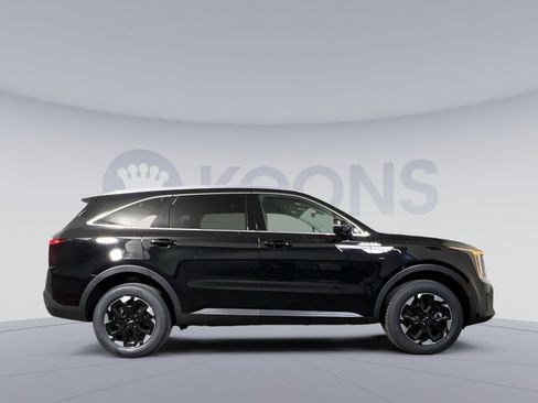 New 2026 Kia Sorento S image 7