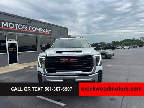 Used 2024 GMC Sierra 2500 Pro AWD/4WD image 15
