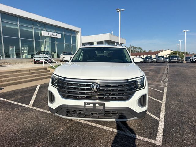 Certified 2024 Volkswagen Atlas SE AWD/4WD image 10