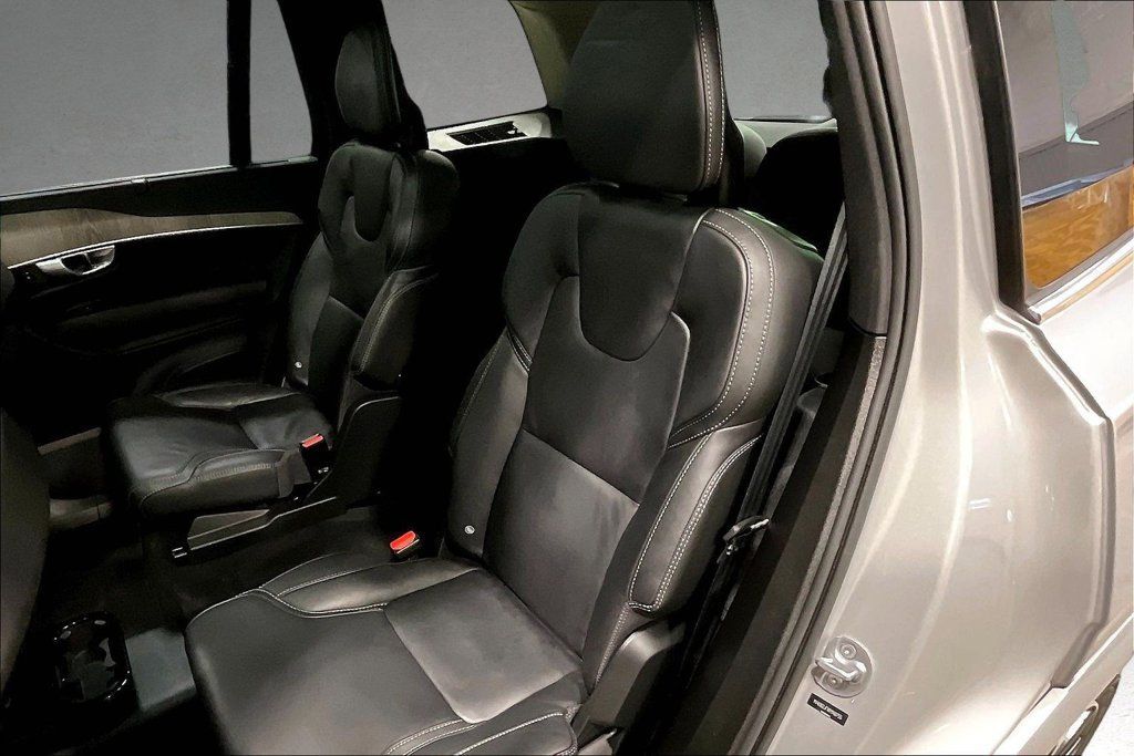 Certified 2024 Volvo XC90 B6 Ultimate w/ Protection Package Premier AWD/4WD image 23