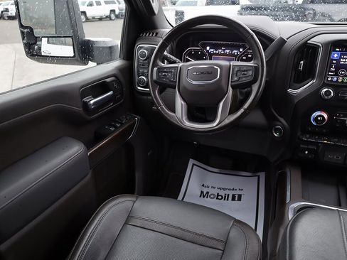 Used 2020 GMC Sierra 3500 Denali w/ Denali Ultimate Package image 19