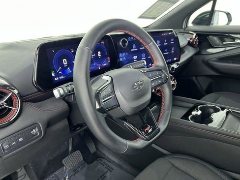 Certified 2024 Chevrolet Blazer EV RS image 35