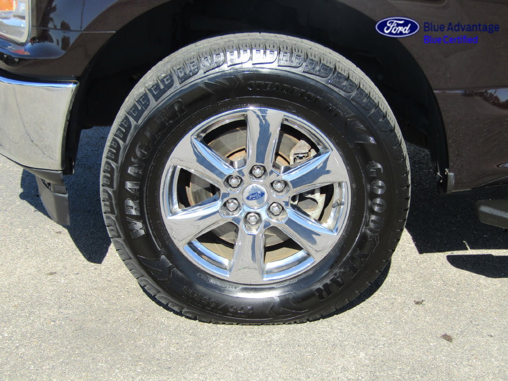 Used 2018 Ford F150 XLT w/ Equipment Group 302A Luxury AWD/4WD image 15
