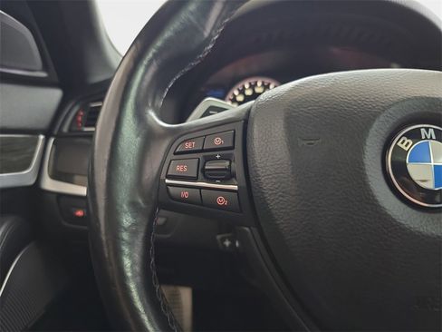 Used 2013 BMW M5 image 20
