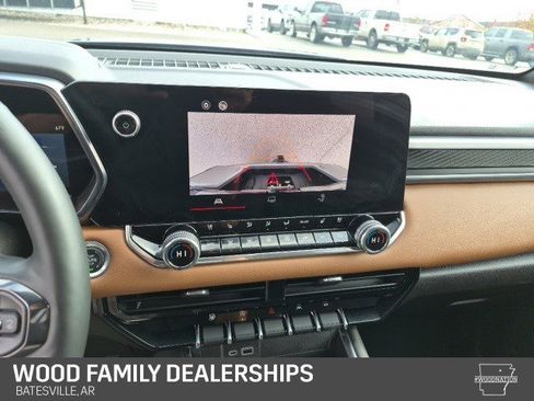 Certified 2024 GMC Canyon AT4 w/ AT4 Premium Package image 16