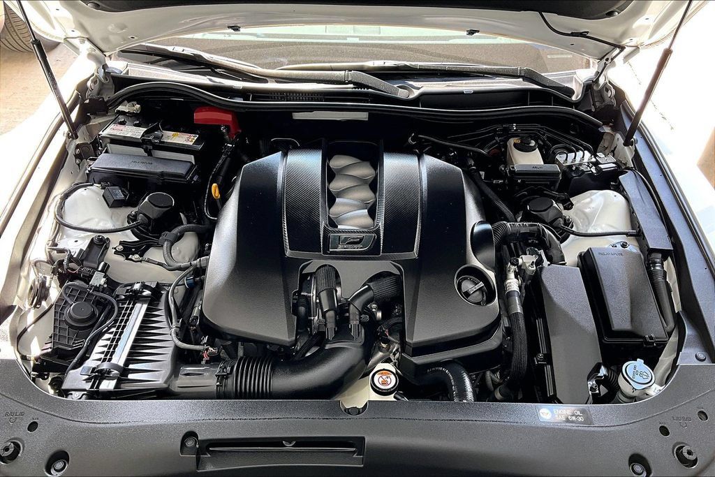 Used 2025 Lexus IS 500 w/ Accessory Package RWD image 11