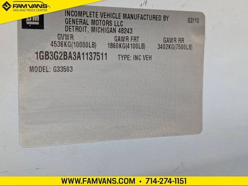 Used 2010 Chevrolet Express 3500 RWD image 18