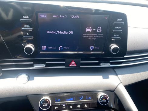 Used 2022 Hyundai Elantra SEL w/ Convenience Package FWD image 34