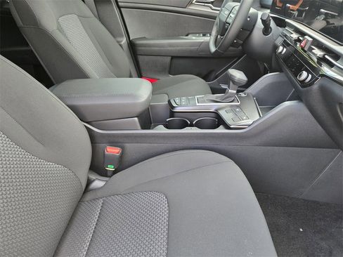 New 2026 Kia Sportage LX w/ LX Convenience Package image 9