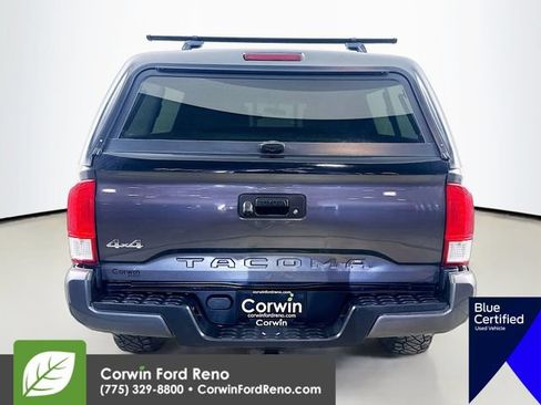 Used 2017 Toyota Tacoma SR AWD/4WD image 8