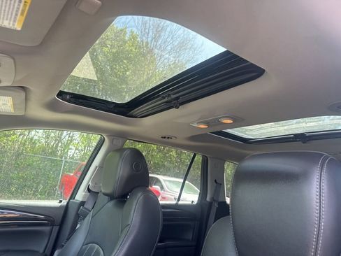 Used 2015 Buick Enclave Leather image 13