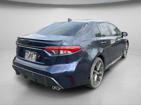 Used 2025 Toyota Corolla XSE FWD image 5