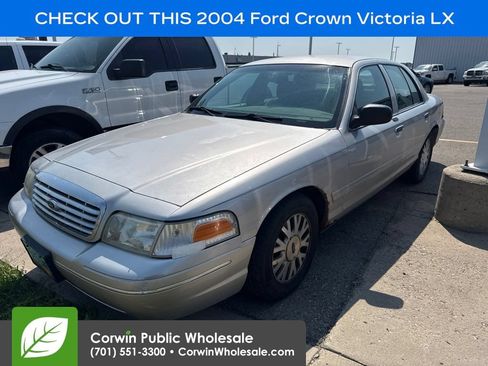 Used 2004 Ford Crown Victoria LX RWD image 1