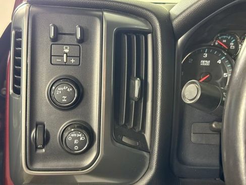 Used 2017 Chevrolet Silverado 1500 LT w/ All Star Edition AWD/4WD image 18