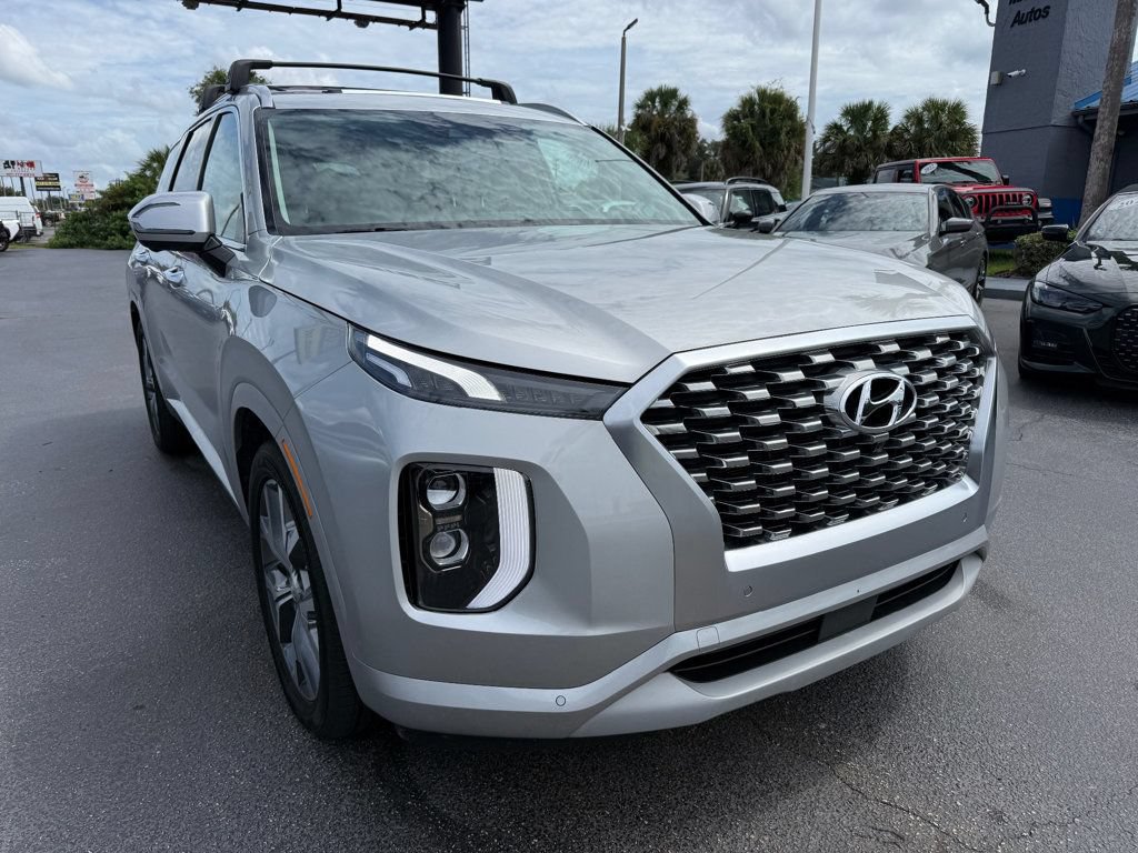 Used 2022 Hyundai Palisade Limited FWD image 3