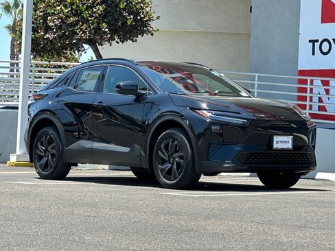 New 2026 Toyota C-HR AWD/4WD image 7
