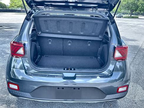 Used 2023 Hyundai Venue Limited w/ Cargo Package FWD image 25
