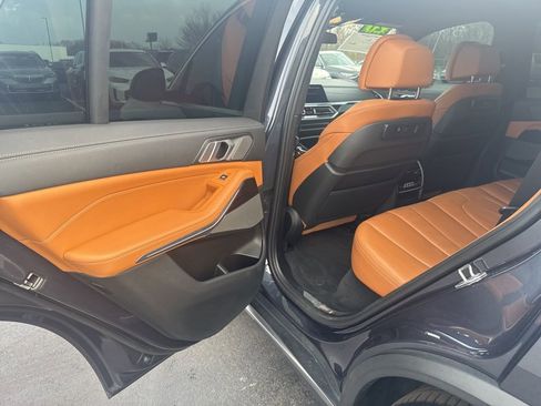 Used 2021 BMW X5 xDrive40i w/ Premium Package image 12