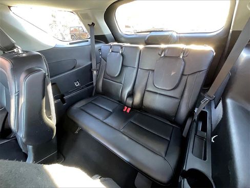 Used 2023 Ford Explorer Limited w/ Equipment Group 301A image 16