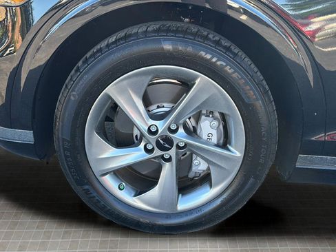 Certified 2026 Genesis GV70 2.5T AWD/4WD image 48