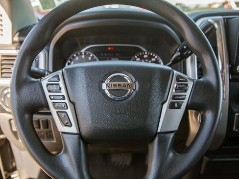 Used 2021 Nissan Titan SV w/ Accessory Utility Package image 15