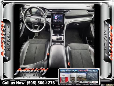 Used 2024 Jeep Grand Cherokee L Laredo image 18