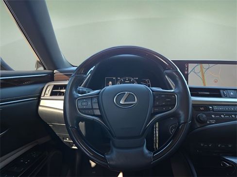 Used 2019 Lexus ES 350 image 13