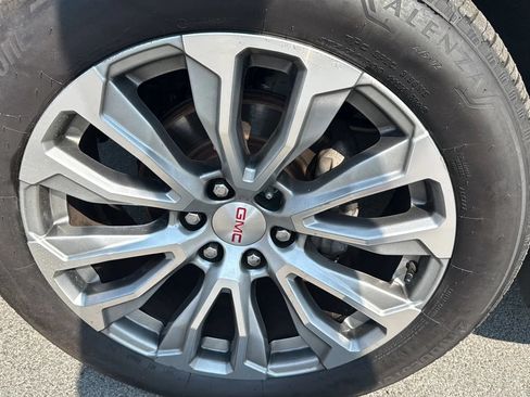 Used 2021 GMC Yukon XL Denali AWD/4WD image 5