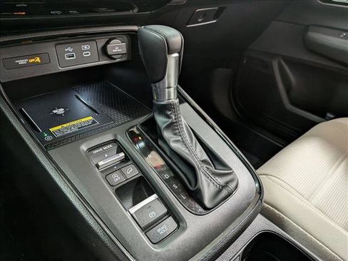 Used 2024 Honda CR-V EX-L image 17