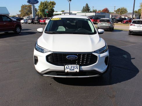 Used 2023 Ford Escape Active w/ Tech Pack #2 image 5