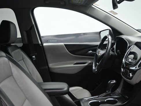 Used 2019 Chevrolet Equinox Premier image 10
