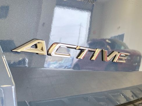 New 2026 Ford Explorer Active w/ Active Comfort Package image 7