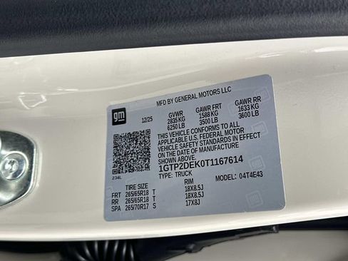 New 2026 GMC Canyon AT4 image 18